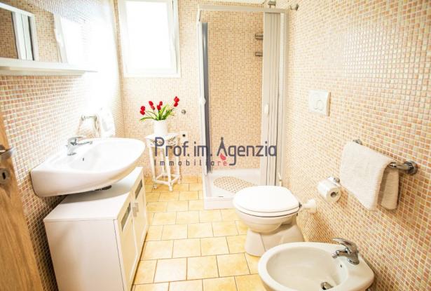 192607 - Country villa with pool 9