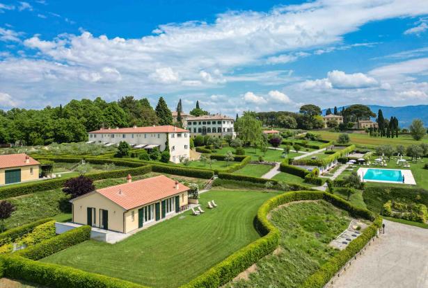 YOUR VINEYARD ESTATE - AT A FRACTION OF THE COST 11