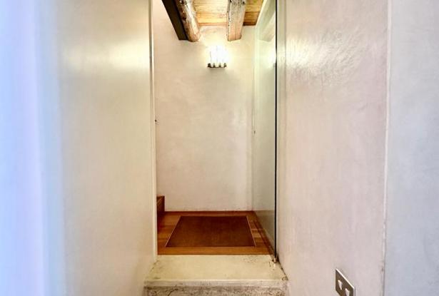 1) Basilica of St. Anthony, charming townhouse with courtyard, terrace and garage. ref.61a 10