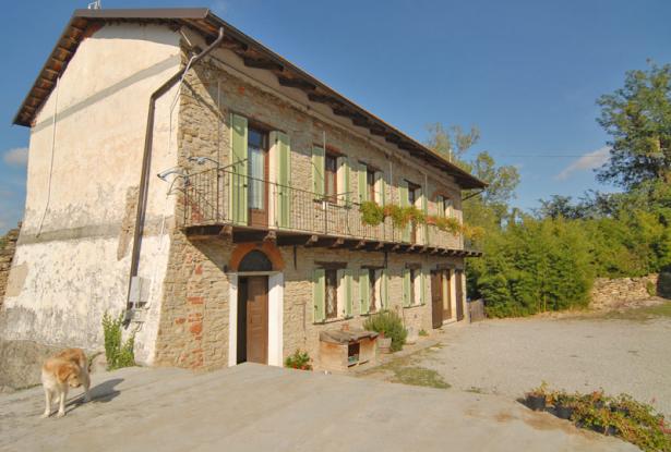 Country house, glamping, for sale in langhe area Country house, glamping, for sale in langhe area