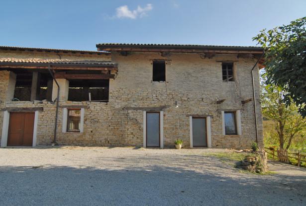 Country house, glamping, for sale in langhe area Country house, glamping, for sale in langhe area