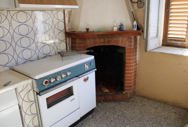 Property for Sale in Civitella Messer Raimondo town Chieti Province, in Abruzzo Central Italy. Property for Sale in Civitella Messer Raimondo town Chieti Province, in Abruzzo Central Italy.