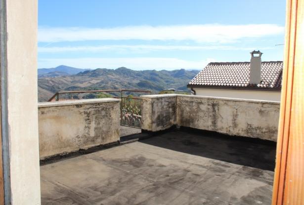 Property for Sale in Civitella Messer Raimondo town Chieti Province, in Abruzzo Central Italy. Property for Sale in Civitella Messer Raimondo town Chieti Province, in Abruzzo Central Italy.