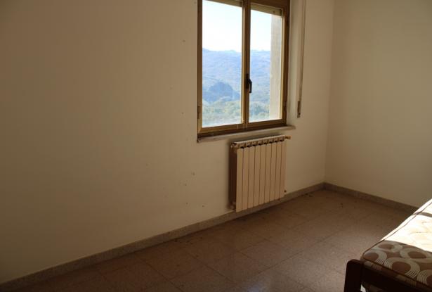 Property for Sale in Bomba town Chieti Province, in Abruzzo Central Italy. Property for Sale in Bomba town Chieti Province, in Abruzzo Central Italy.