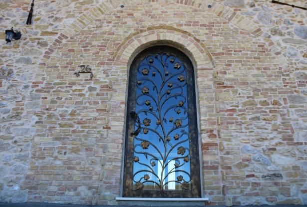 Property for Sale in Poggiofiorito town Chieti Province, in Abruzzo Central Italy. Property for Sale in Poggiofiorito town Chieti Province, in Abruzzo Central Italy.