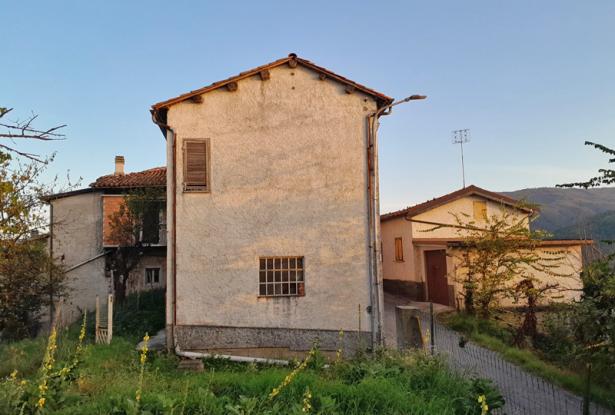 Semidetached House in a Hamlet in Southern Piemont - TRM001