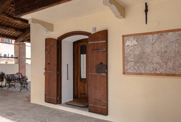 A Restored, Free-Standing Villa from the 1700´s - PNF001 A Restored, Free-Standing Villa from the 1700´s - PNF001