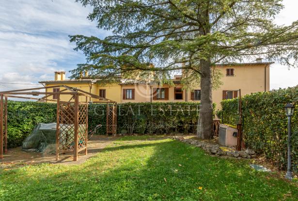 Porzione del giardino 2 Porzione del giardino 2