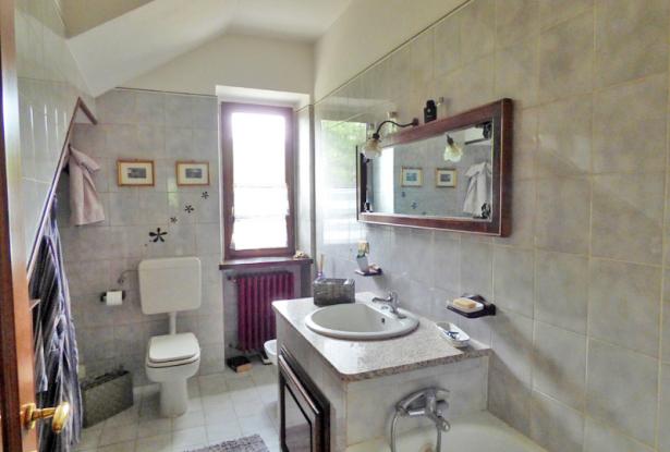 A House with Land in the Hills of the Southern Langhe - CEV003 5