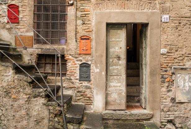 Front door Apartment restored in the medieval borgo of Bracciano on Lake Bracciano, Rome Province, Lazio 1