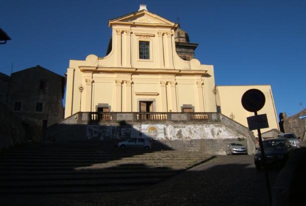 View of the Cathedral from the front door Apartment restored in the medieval borgo of Bracciano on Lake Bracciano, Rome Province, Lazio 11