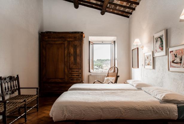 Bedroom 1 Apartment restored in the medieval borgo of Bracciano