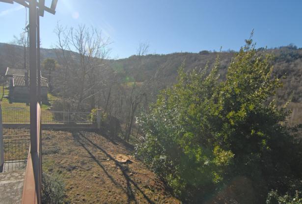 Country House with over 4.5 Hectares of Land in a Hamlet - MZN060 6