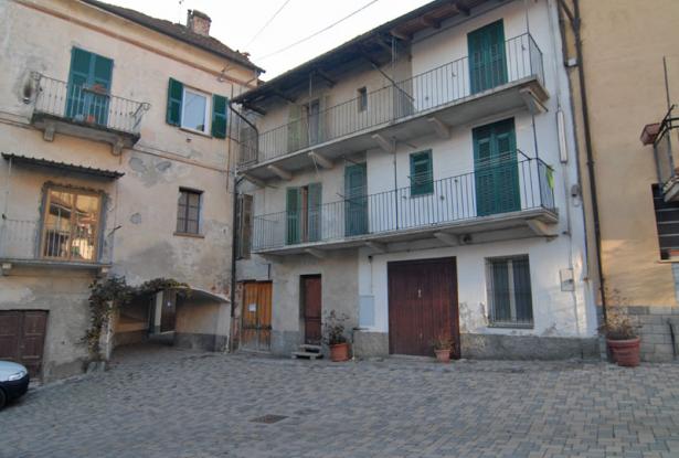 House in the Center of the High Langhe Locality of Monesiglio - MSL010 House in the Center of the High Langhe Locality of Monesiglio - MSL010