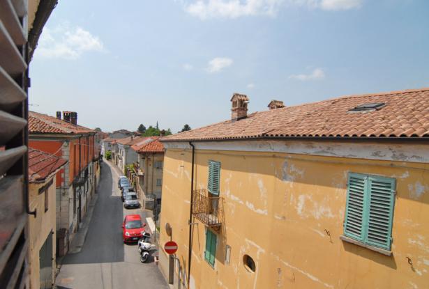 town house for sale in Murazzano town house for sale in Murazzano