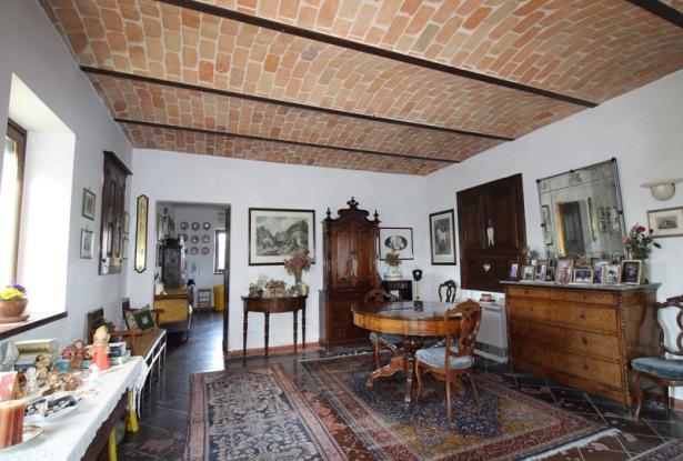 Country house for sale in langhe area Country house for sale in langhe area