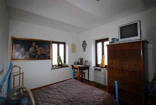 Country house for sale in langhe area Country house for sale in langhe area