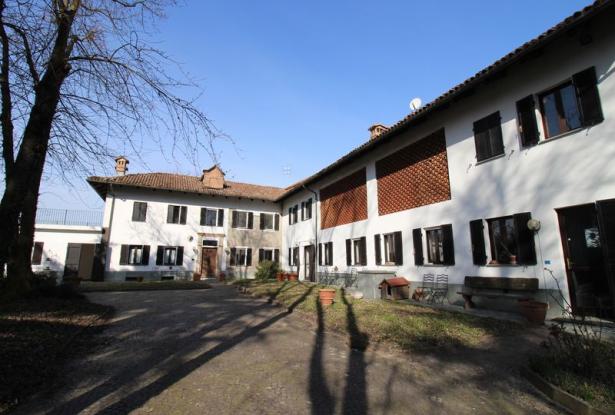 Country house for sale in langhe area Country house for sale in langhe area