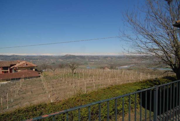 Country house for sale in langhe area Country house for sale in langhe area