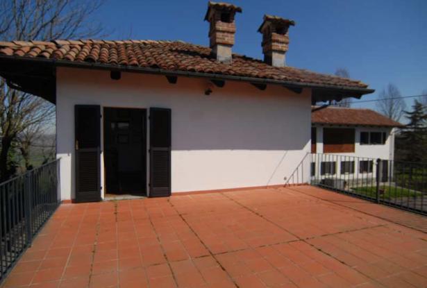Country house for sale in langhe area Country house for sale in langhe area
