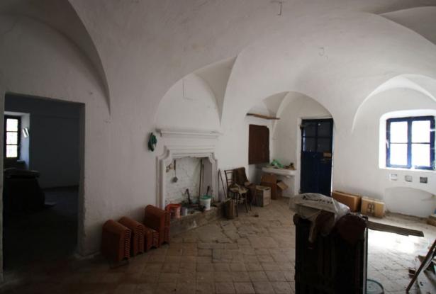 Ancient Country House in the Hills Surrounding the South Piemontese Town of Mondovì 18