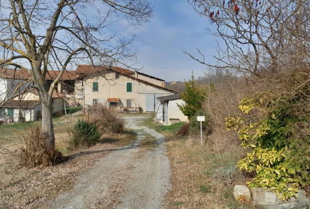 Large farm, in the area of Ceva, with almost 10 hectares of land - CEV004 Large farm, in the area of Ceva, with almost 10 hectares of land - CEV004