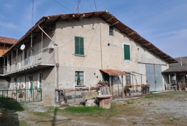 Large farm, in the area of Ceva, with almost 10 hectares of land - CEV004 Large farm, in the area of Ceva, with almost 10 hectares of land - CEV004