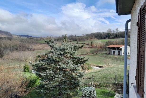 A Delightful Villa in a Hamlet in the Municipality of Camerana / CMR008