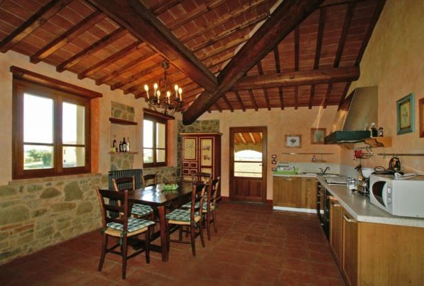 Kitchen / Living Room Kitchen / Living Room
