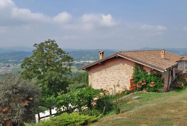 Stone house with swimming pool and panoramic view - CEV005 4