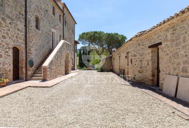 Il Borgo delle Rose 13 Il Borgo delle Rose 13