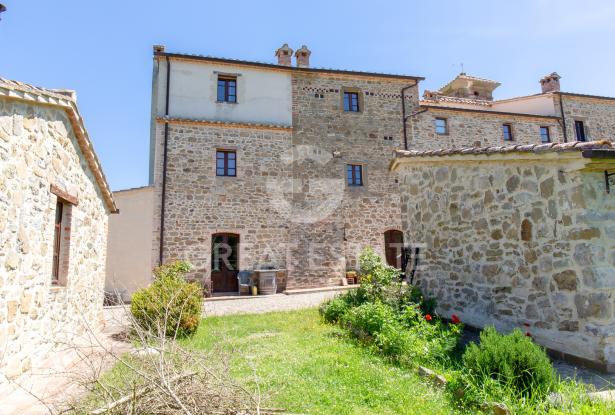 Il Borgo delle Rose 14 Il Borgo delle Rose 14