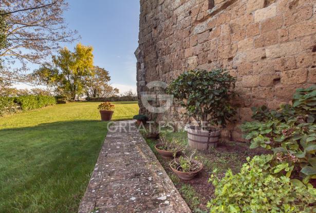 La Torre Longobarda 11