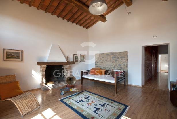 Dimora contemporanea 10