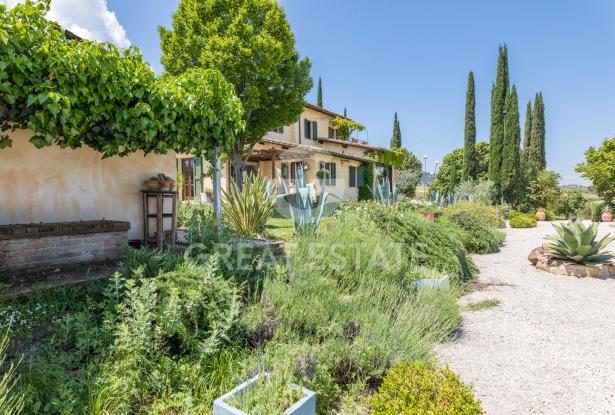 Tenuta Locus Amoenus 9 Tenuta Locus Amoenus 9
