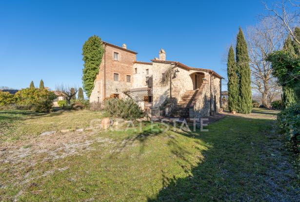 CASALE ADRIAN 3 CASALE ADRIAN 3
