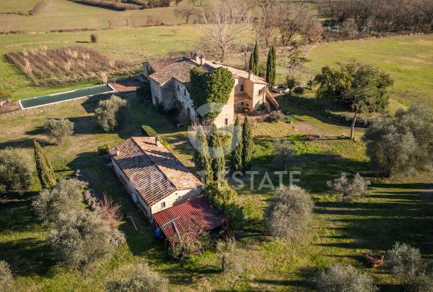 CASALE ADRIAN 2 CASALE ADRIAN 2