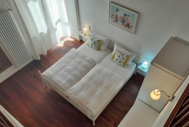 Country house with 3 residential units in Castellino Tanaro / CST005