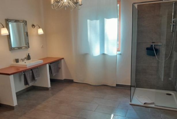 Country house with 3 residential units in Castellino Tanaro / CST005