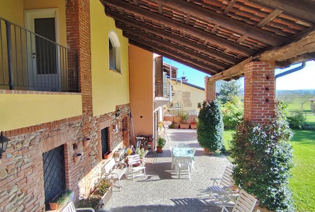Charming Restored Piemontese Coutry House with Garden /BVG11 1