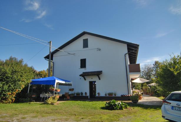 Restored Country House with Large Garden on the Edge of the Village /SMR001 Restored Country House with Large Garden on the Edge of the Village /SMR001