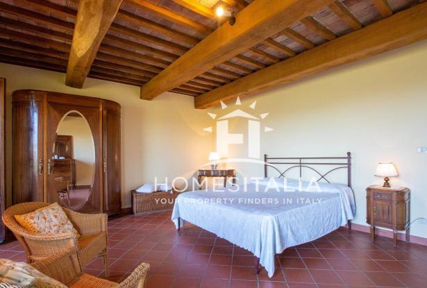 Renovated country house with pool 11