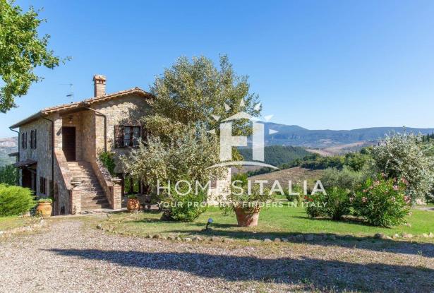 Renovated country house with pool 16