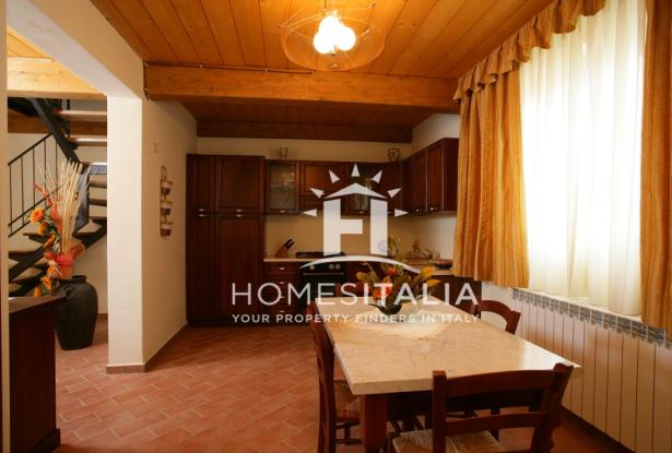Beautifully renovated complex with pool 27