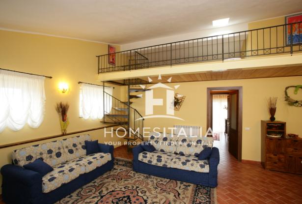 Beautifully renovated complex with pool 37