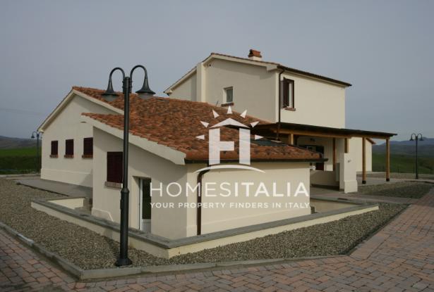 Beautifully renovated complex with pool 62