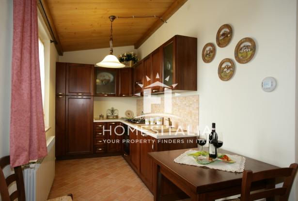 Beautifully renovated complex with pool 17