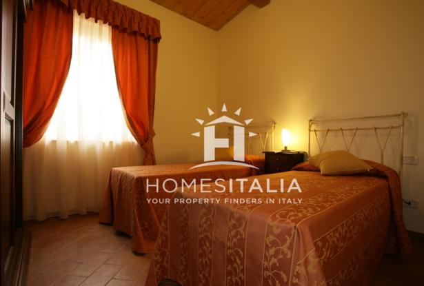 Beautifully renovated complex with pool 20