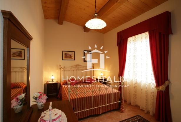 Beautifully renovated complex with pool 22