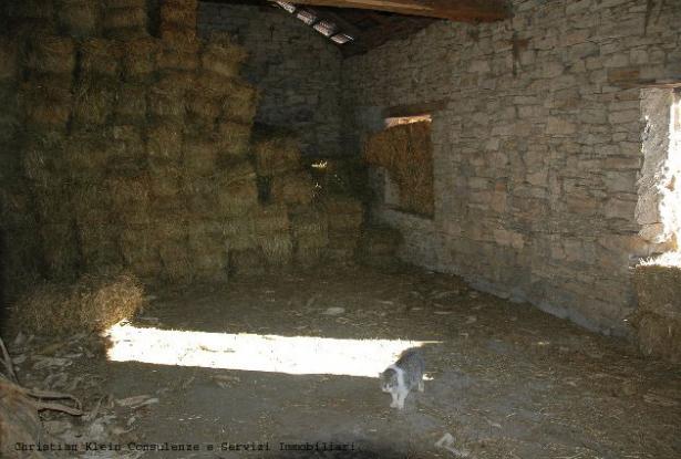 Original rustic farmhouse in beautiful panoramic and sunny position - Piedmont- Langhe 4
